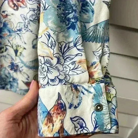 Nine West V-Neck Casual Floral Top Size XL - Picture 6 of 10